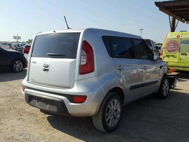 KNDJT2A50D7776093 - 2013 KIA SOUL SILVER photo 4