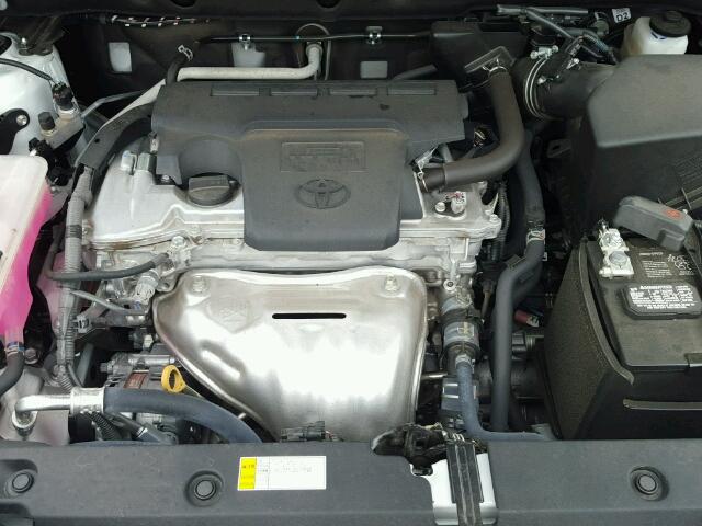 2T3WFREV2GW268541 - 2016 TOYOTA RAV4 白色 照片 7