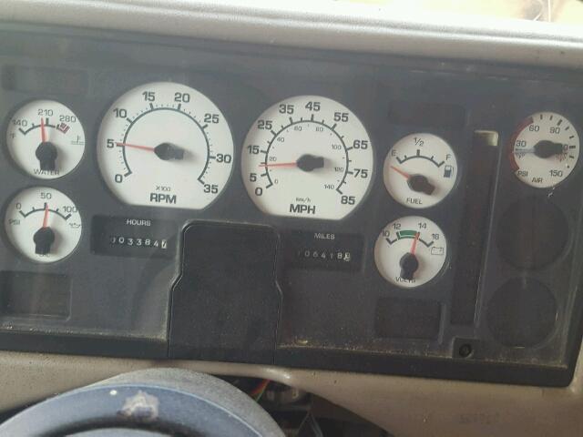 4DRBRABNX4B963541 - 2004 IC CORPORATION 3000 白色 照片 8