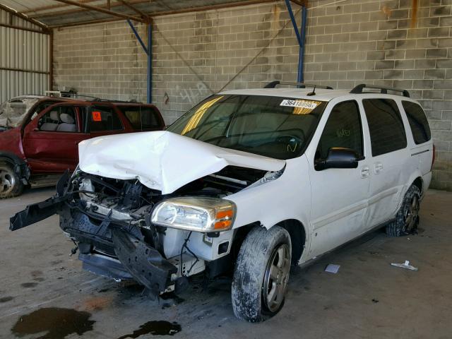 1GNDV33W98D107824 - 2008 CHEVROLET UPLANDER L 白色 照片 2