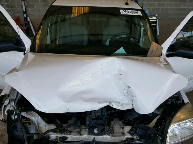 1GNDV33W98D107824 - 2008 CHEVROLET UPLANDER L 白色 照片 7