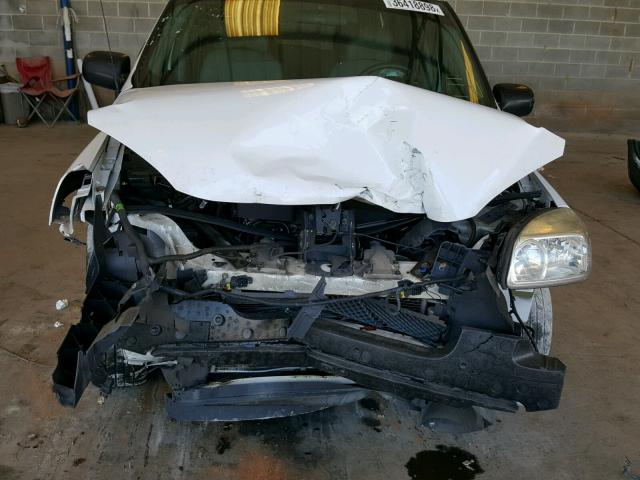 1GNDV33W98D107824 - 2008 CHEVROLET UPLANDER L 白色 照片 9