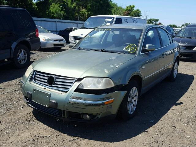 WVWPD63B23P285752 - 2003 VOLKSWAGEN PASSAT GLS GREEN photo 2