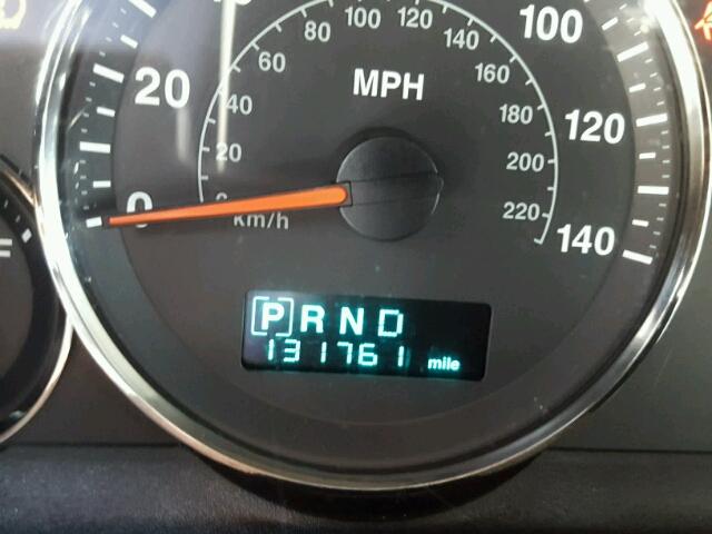 1J8HG58N76C198734 - 2006 JEEP COMMANDER შავი ფოტო 8