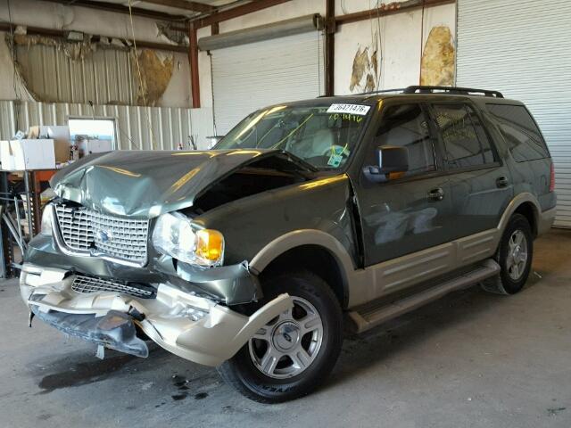 1FMFU17575LA27736 - 2005 FORD EXPEDITION GREEN photo 2