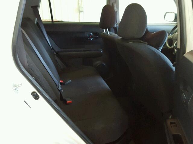 JTLKE50E681039060 - 2009 TOYOTA SCION XB 白色 照片 6