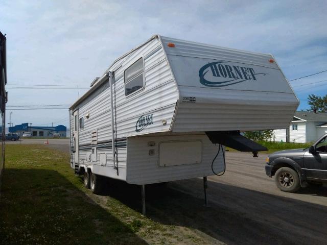 4YDF2552517300117 - 2001 KEYSTONE HORNET WHITE photo 1