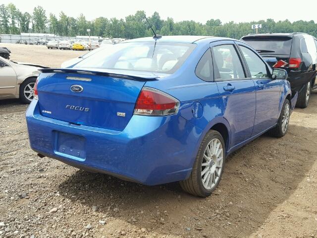 1FAHP3GNXAW134732 - 2010 FORD FOCUS SES BLUE photo 4