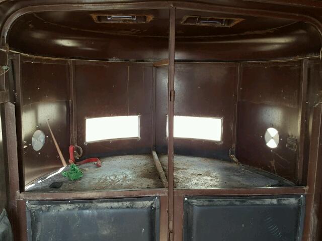 3810 - 1985 MISC HORSE TRL BROWN photo 5