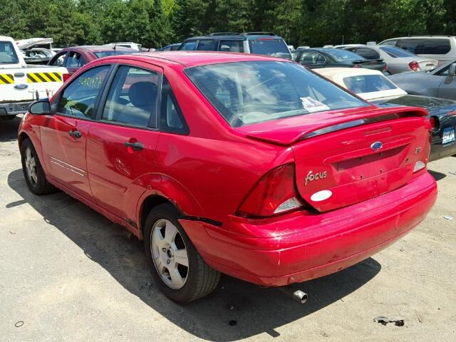 1FAFP38Z24W155586 - 2004 FORD FOCUS ZTS RED photo 3