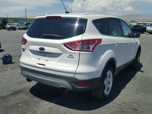 1FMCU9GX2EUC82128 - 2014 FORD ESCAPE WHITE photo 4