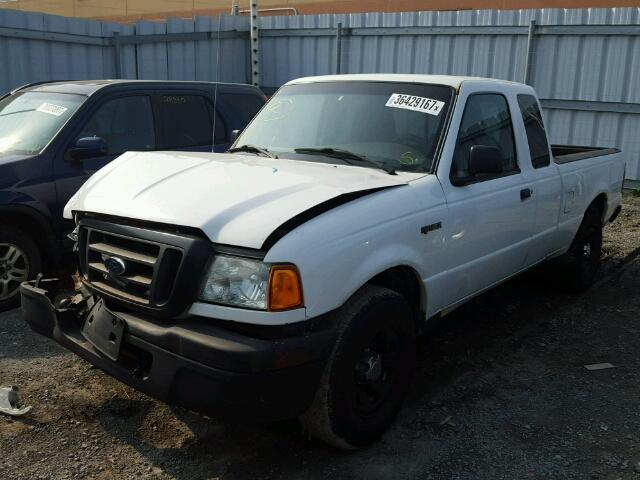 1FTZR44U04TA19265 - 2004 FORD RANGER SUP WHITE photo 2