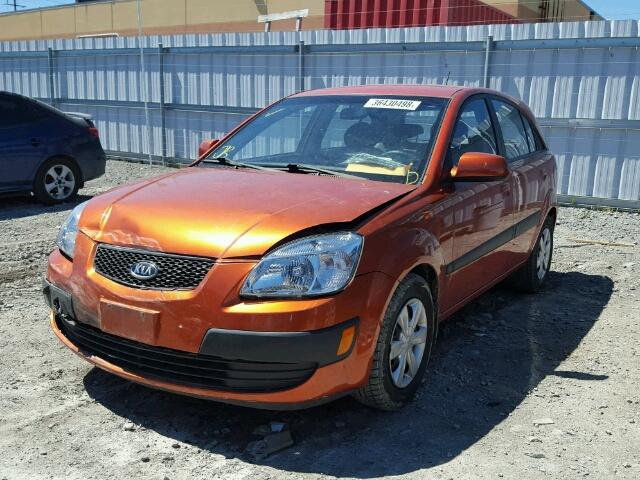 KNADE163266092631 - 2006 KIA RIO 5 ORANGE photo 2