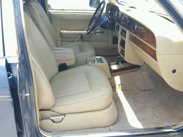 SCAZN42A2ECX10018 - 1984 ROLLS-ROYCE SILVER SPU BLUE photo 5