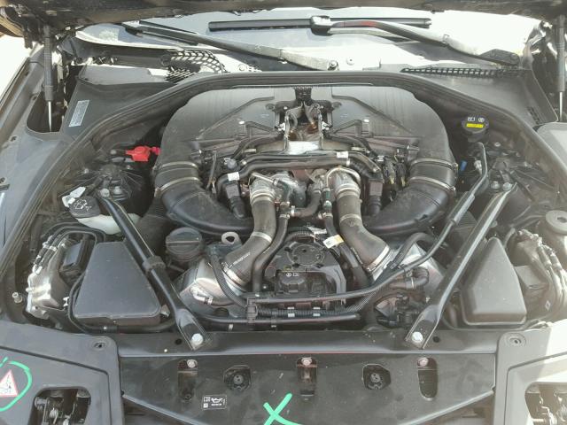 WBAKP9C50GD980717 - 2016 BMW 550 XI BLACK photo 7