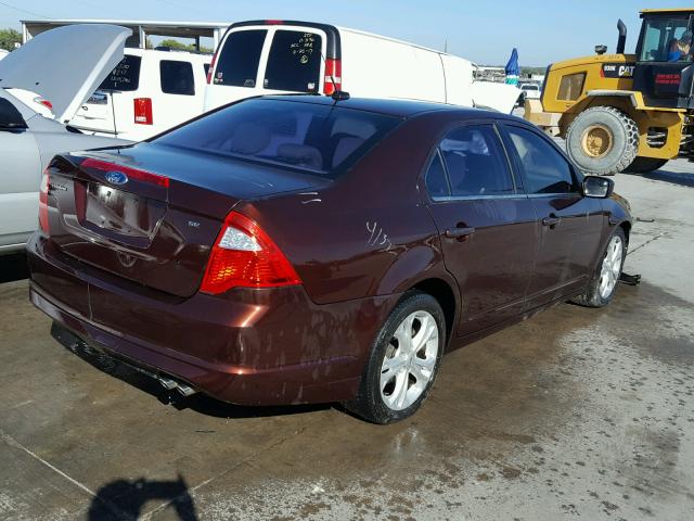 3FAHP0HAXCR186409 - 2012 FORD FUSION SE MAROON photo 4