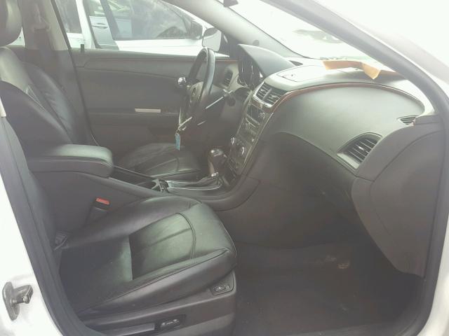 1G1ZE5E17BF396671 - 2011 CHEVROLET MALIBU LTZ 白色 照片 5