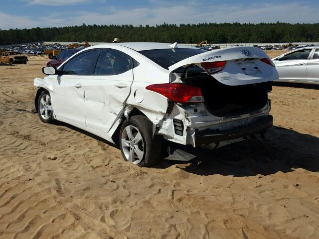 5NPDH4AE1DH340150 - 2013 HYUNDAI ELANTRA GL WHITE photo 9