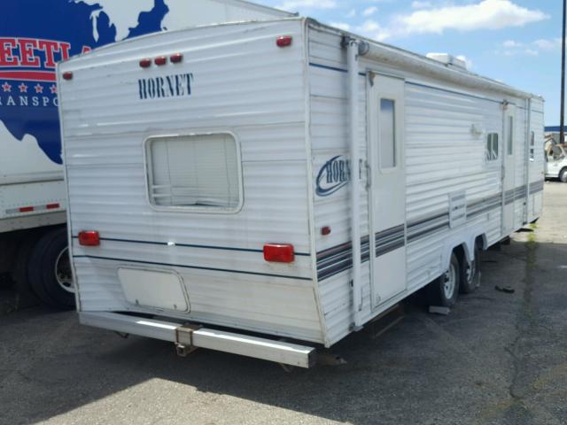 4YDT29H2117300332 - 2001 KEYSTONE HORNET WHITE photo 4