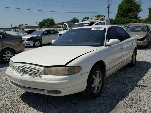2G4WB52K341304610 - 2004 BUICK REGAL LS WHITE photo 2