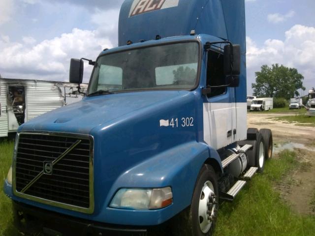 4V4MC9GF66N421809 - 2006 VOLVO VN VNM BLUE photo 2