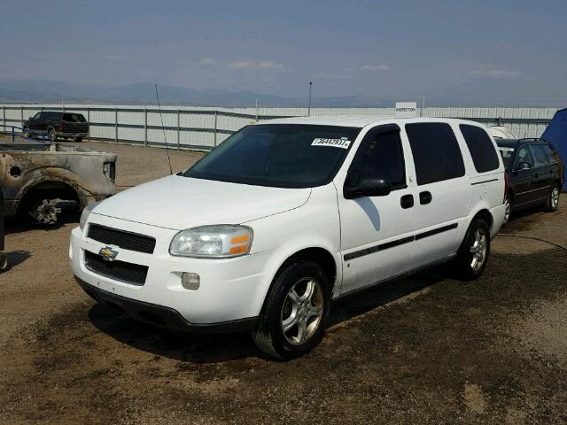 1GNDV23168D140195 - 2008 CHEVROLET UPLANDER L WHITE photo 2