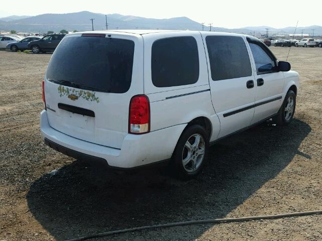 1GNDV23168D140195 - 2008 CHEVROLET UPLANDER L WHITE photo 4