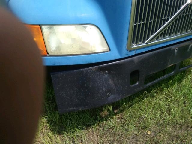 4V4MD2GF0YN256508 - 2000 VOLVO VN BLUE photo 9