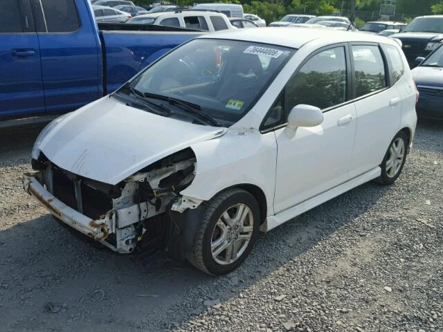 JHMGD38647S006751 - 2007 HONDA FIT S WHITE photo 2