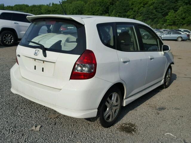 JHMGD38647S006751 - 2007 HONDA FIT S WHITE photo 4