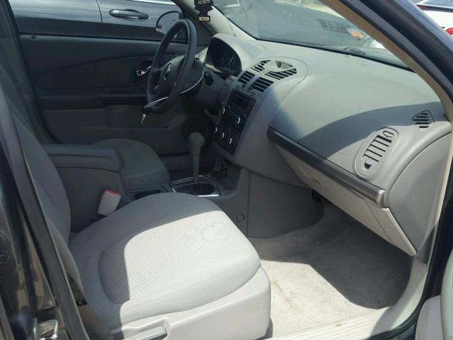 1G1ZS51F86F154259 - 2006 CHEVROLET MALIBU LS GRAY photo 5