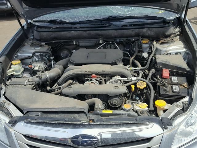 4S4BRBGC5C3228424 - 2012 SUBARU OUTBACK 2. SILVER photo 7