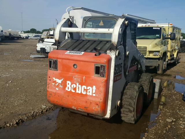 A3LJ37380 - 2010 BOBCAT S205 WHITE photo 4