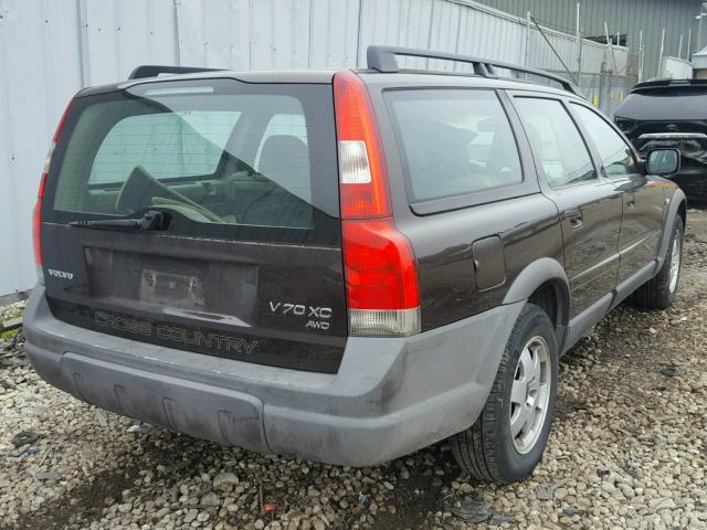 YV1SZ58D711009206 - 2001 VOLVO V70 XC BROWN photo 4