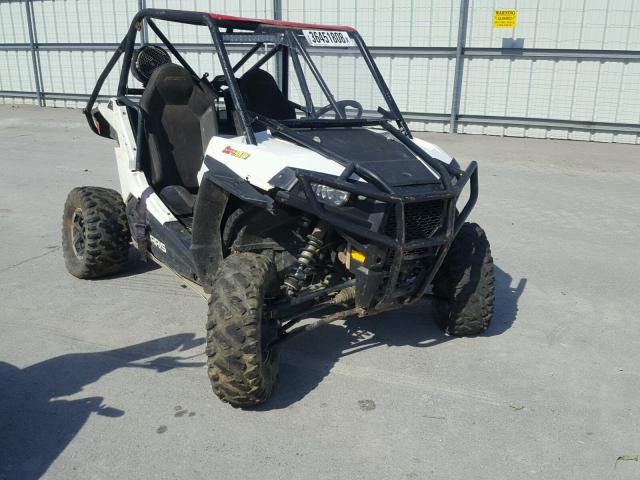 3NSVBA876FF443107 - 2015 POLARIS RZR S 900 WHITE photo 1