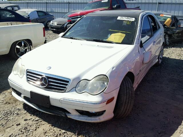 WDBRF52H66A911411 - 2006 MERCEDES-BENZ C GENERATI WHITE photo 2