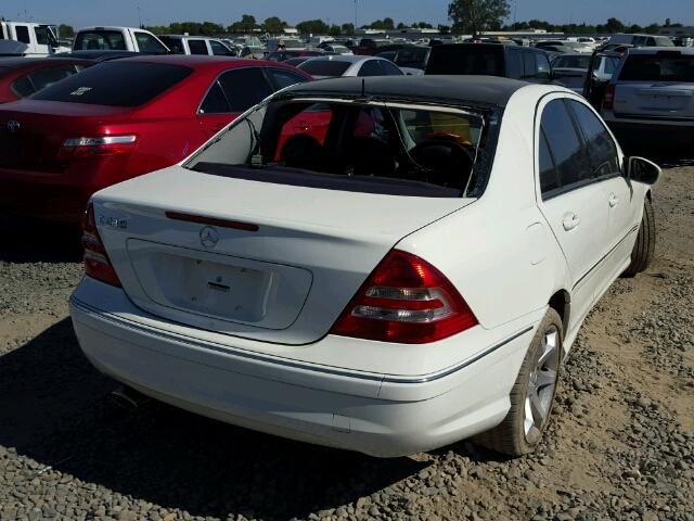 WDBRF52H66A911411 - 2006 MERCEDES-BENZ C GENERATI WHITE photo 4