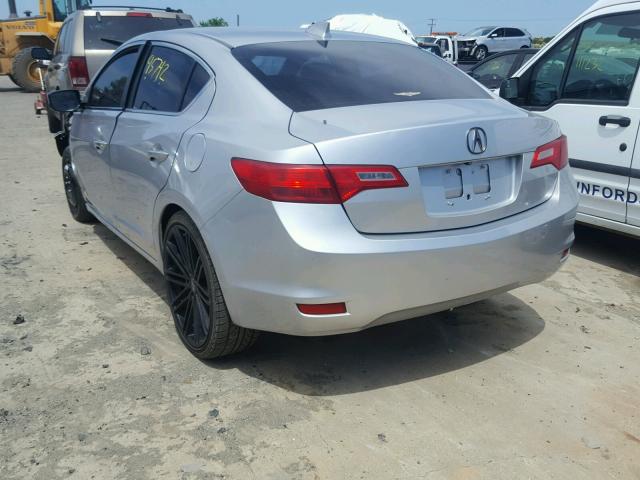 19VDE1F38EE012947 - 2014 ACURA ILX 20 SILVER photo 3