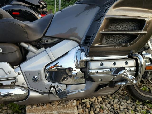 1HFSC47G5AA906494 - 2010 HONDA GL1800 GRAY photo 7