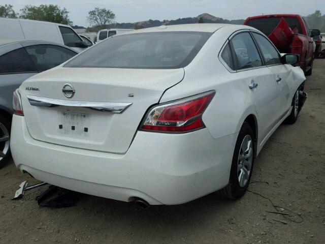 1N4AL3AP5FN326595 - 2015 NISSAN ALTIMA 2.5 WHITE photo 4