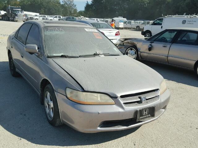 1HGCG1651YA076657 - 2000 HONDA ACCORD EX SILVER photo 1