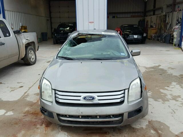 3FAHP07Z38R208863 - 2008 FORD FUSION SE GRAY photo 9