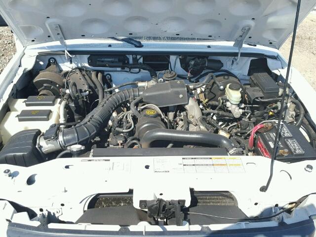 4F4YR12C1YTM03900 - 2000 MAZDA B2500 WHITE photo 7