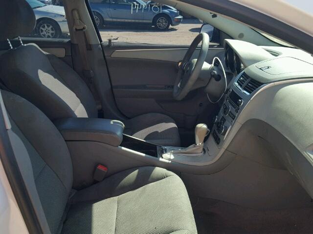 1G1ZA5EU4CF288287 - 2012 CHEVROLET MALIBU LS WHITE photo 5