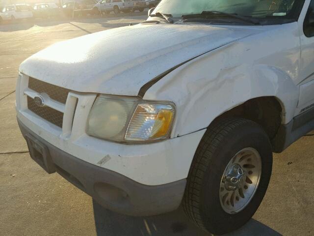 1FMYU60E71UB02519 - 2001 FORD EXPLORER S WHITE photo 9