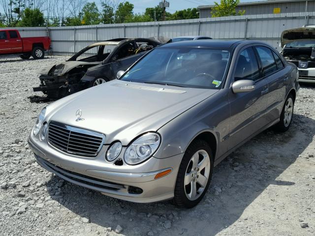 WDBUF70J63A296222 - 2003 MERCEDES-BENZ E 500 SILVER photo 2