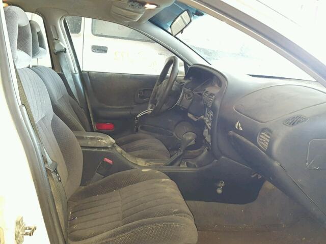 1G2WK52J71F181365 - 2001 PONTIAC GRAND PRIX WHITE photo 5