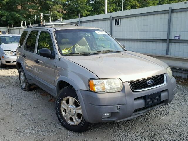 1FMYU04111KB84036 - 2001 FORD ESCAPE XLT BEIGE photo 1