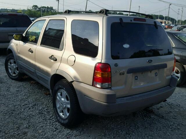 1FMYU04111KB84036 - 2001 FORD ESCAPE XLT BEIGE photo 3