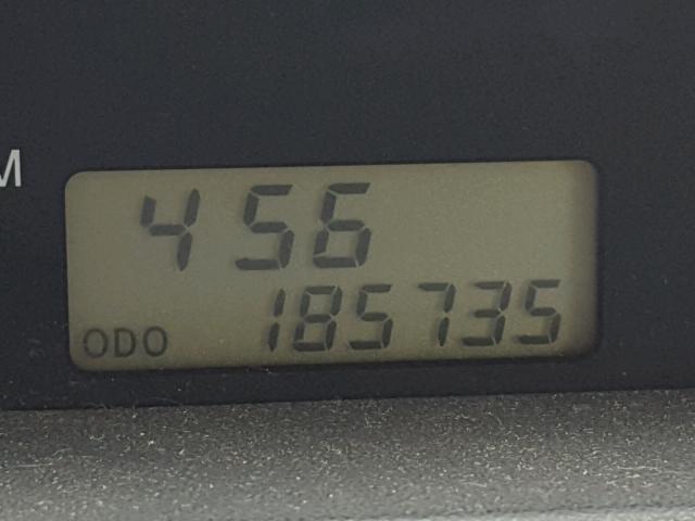 JTLKT334140152802 - 2004 TOYOTA SCION XB Beige Foto 8